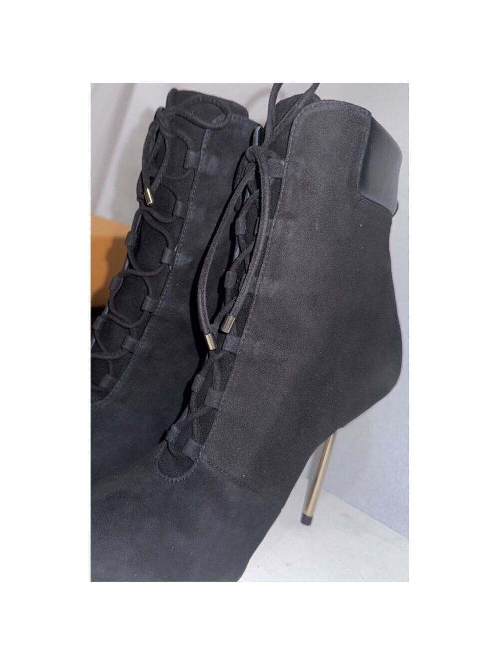 Good American Shoes Womens 7.5 Black Suede Booties Stiletto Heel Boots GA012K-E - Picture 4 of 12